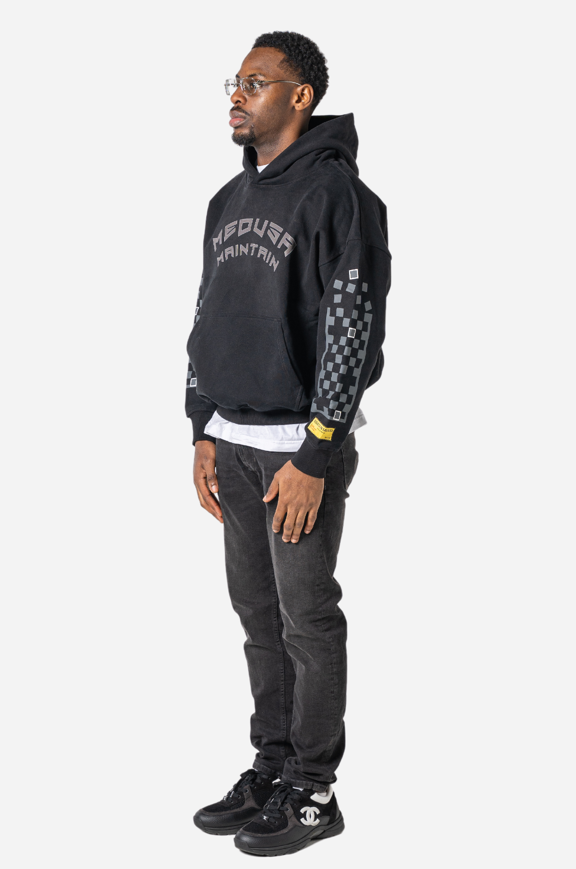 MEDUSA FINISH HOODIE - BLACK